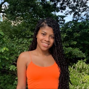 Meet your Posher, Ariana